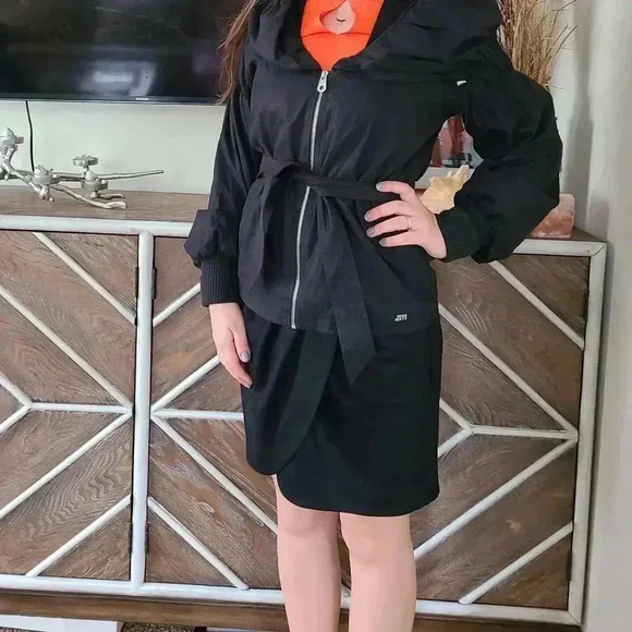 COPY - Black Belted coat puff Sleeves - Picture 3 of 13